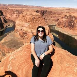 Meet your Posher, Kayla